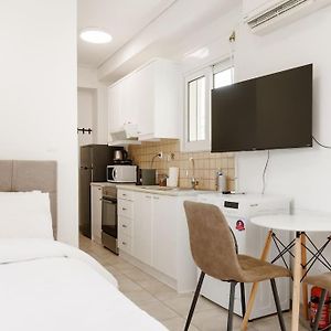 Adorable Sunny Studio With Private Balcony II