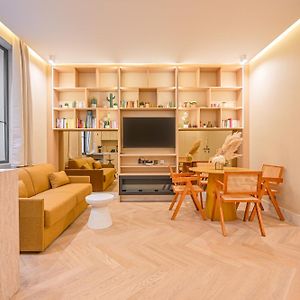 Appartement à 2 Chambres à Coucher