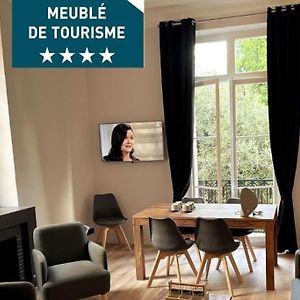 Appartement à 2 Chambres à Coucher