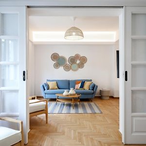 Diamond Athenian 2Bd Apartment - Greecing