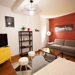 Appartement à 2 Chambres à Coucher