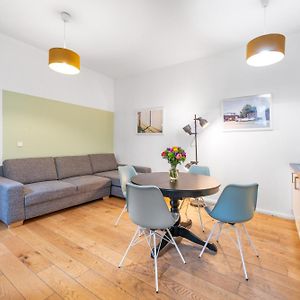 Appartement à 1 Chambre à Coucher au Premier Étage