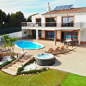 Villa de Luxe
