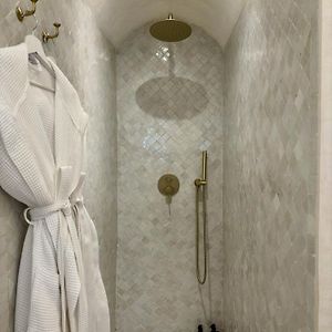 Chambre Lit Queen-Size