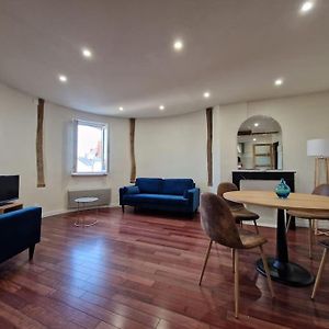 Appartement à 3 Chambres à Coucher