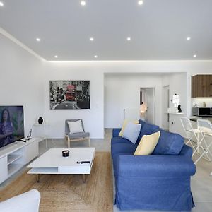 Appartement à 3 Chambres à Coucher