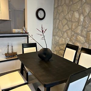 Perina Apartment - Free Parking
