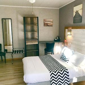 Chambre Familiale avec Accès aux Personnes Handicapées