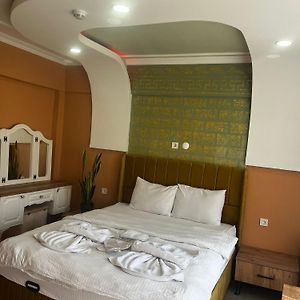 Chambre Lit Queen-Size