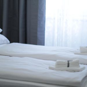 Appartement de Luxe à 2 Chambres à Coucher