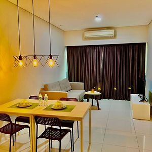 Summer Suites Victory House