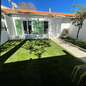 Petite Maison A La Loubiere Avec Jardin, Clim Et Parking
