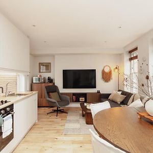 Appartement à 3 Chambres à Coucher