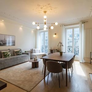 Appartement à 2 Chambres à Coucher