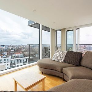 Appartement à 2 Chambres à Coucher