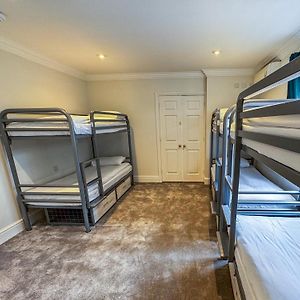 Dormitory Room Mixed