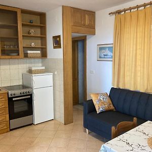 Apartments Deranja