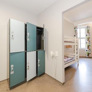 Chambre Juste Pour Femmes Dortoir