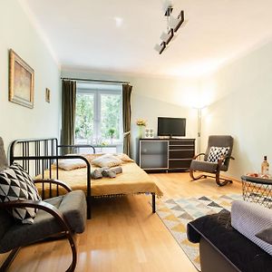 Appartement à 2 Chambres à Coucher