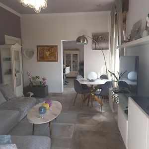 Villa à 3 Chambres à Coucher