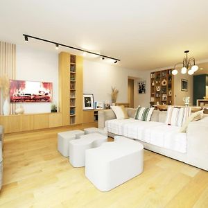 Appartement à 3 Chambres à Coucher