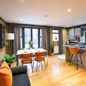 Appartement à 2 Chambres à Coucher