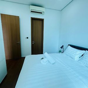 Appartement à 2 Chambres à Coucher