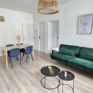 Superbe Appartement 2 Chambres Au Coeur De Pau