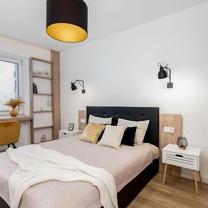 Royal Center Apartments