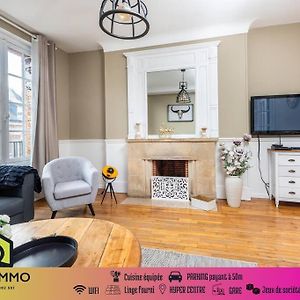 Appartement à 3 Chambres à Coucher