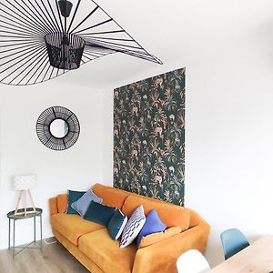 Appartement à 2 Chambres à Coucher