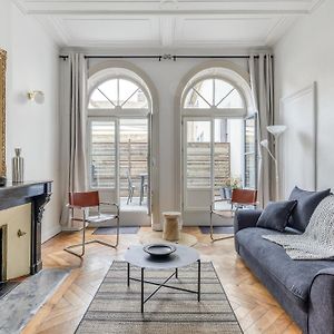 Appartement à 2 Chambres à Coucher