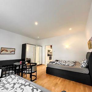 Appartement à 2 Chambres à Coucher