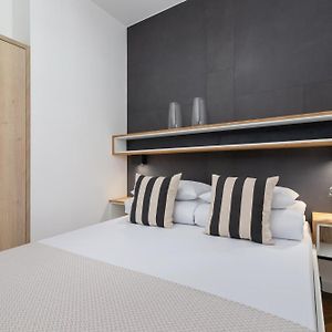 Studio Apartment - Dietla 21 Street