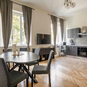 Elegant Brand New Apartments Near Duomo