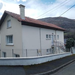 Appartement à 3 Chambres à Coucher