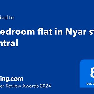 1 Bedroom Flat In Nyar Str., Central