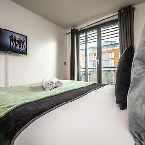 Amazing New Arcadian Centre - 1Bdr - Balcony & Parking