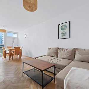 Rentplanet - Apartament Mirow