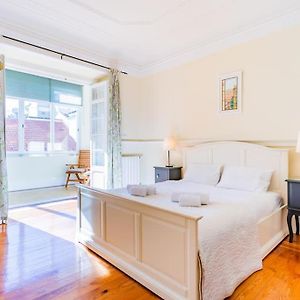 Appartement à 3 Chambres à Coucher