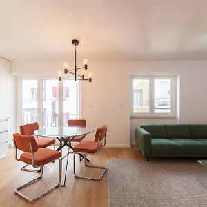 Appartement à 2 Chambres à Coucher