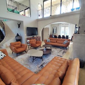Villa de Luxe