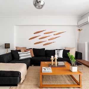 Fresh Detailed Stylish Apartment At Acropolis