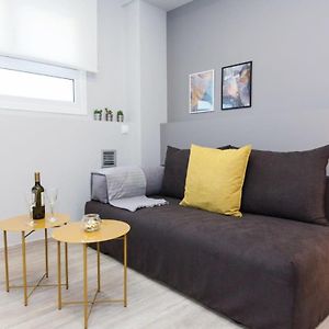 Brand New Flat Near Lycabettus Hill By Luckeys