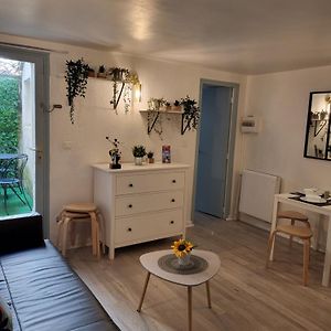 Studio/2 Pieces, Terrasse
