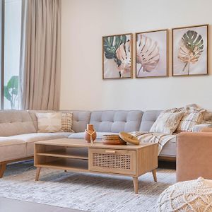 Appartement à 3 Chambres à Coucher