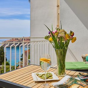 Appartement à 3 Chambres à Coucher
