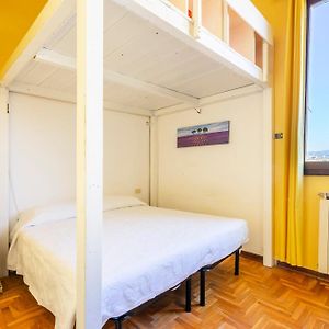 Appartement à 3 Chambres à Coucher