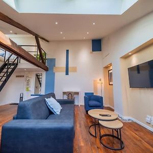 Appartement à 3 Chambres à Coucher