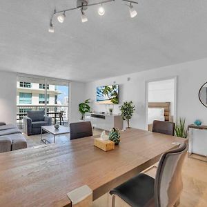 Spacious 36Th Flr 1 Bd 1 Bt • Brickell • Bay View